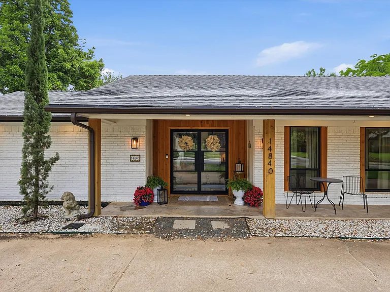 14840 Knollview Dr — Photo 7