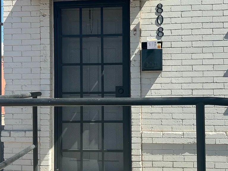 806 N Williams St — Photo 6