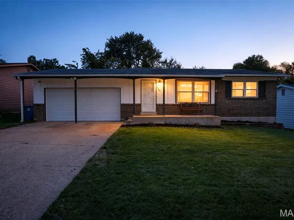 2309 Lincoln Dr, Arnold, MO 63010
