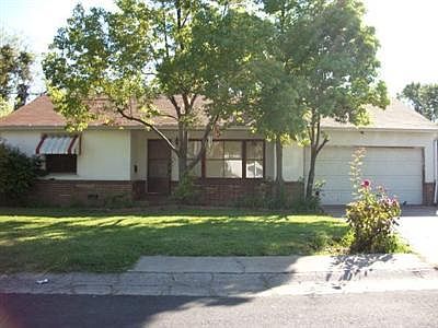 1st image of 3661 W Country Club Ln #L