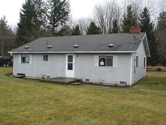3rd image of 2225 140th St NE