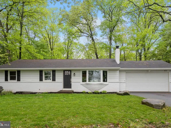 810 Schwenk Ml, Perkasie, PA 18944