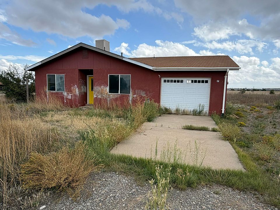1st image of 7 Maria Ln