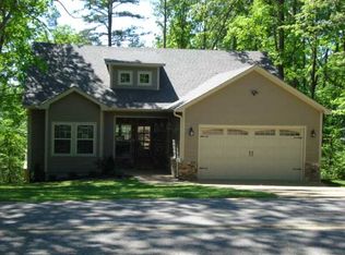 270 Holiday Hills Ln, Pickwick Dam, TN 38365