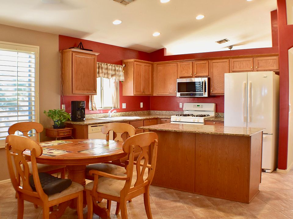 1st image of 5521 W Diamond K St #6