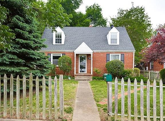 2nd image of 3503 Rosewood Ave
