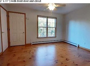 65 Ashfield Rd, Williamsburg, MA 01096