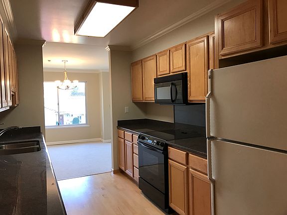 5th image of 230 W 5th Ave APT 202