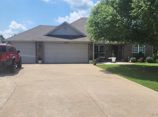 13016 Horseshoe Bnd, Oologah, OK 74053