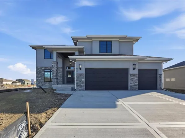 10427 N Mulberry St, Kansas City, MO 64155