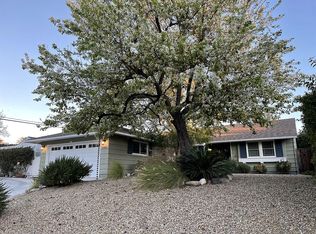 23963 Califa St, Woodland Hills, CA 91367