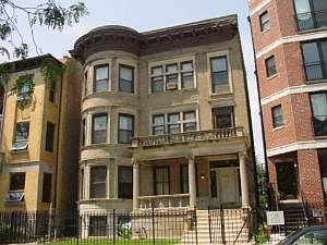 1st image of 4820 S King Dr APT 3