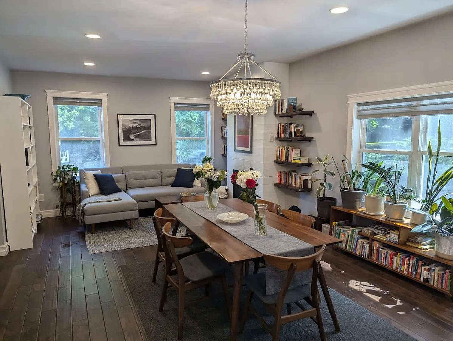 3 bed, 2.0 bath, 1496 sqft, $7,589 — Photo 1