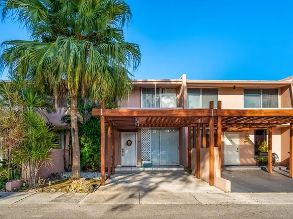 14105 Kendale Lakes Cir, Miami, FL 33183