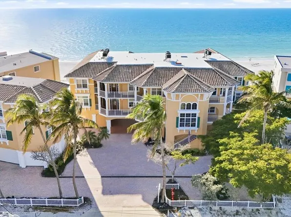 1900 Gulf Dr N Unit 4, Bradenton Beach, FL 34217