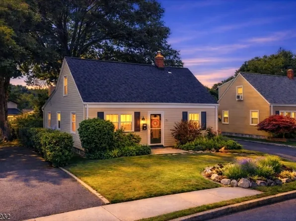 72 Robertson Ave, Hawthorne Boro, NJ 07506