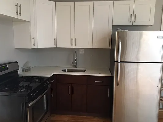 Rented by Premier Metro Realty Corp | media 17