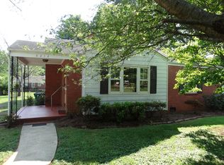 2212 Kern St, Charlotte, NC 28208