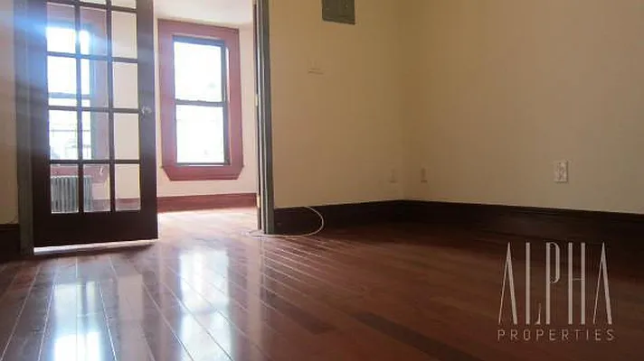 Rented by Alpha Properties NYC I LLC | media 33