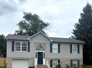 133 Woodrow Rd, Winchester, VA 22602