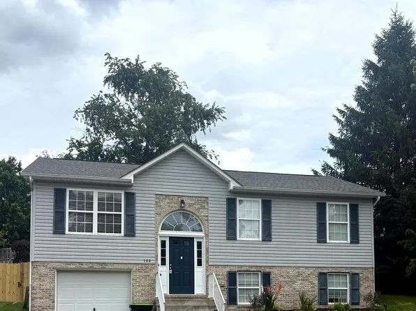 133 Woodrow Rd, Winchester, VA 22602