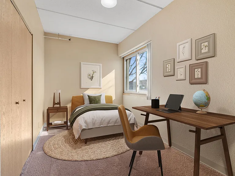 E Street Flats - Student Housing — Photo 30