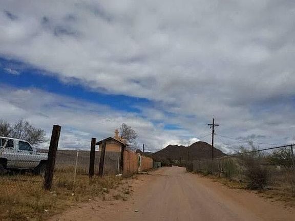 5th image of 7911 S Caballo Rd