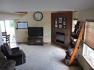 4th image of 16015 S Laurel Dr