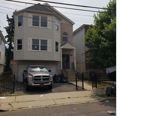 430 S 19th St APT 1, Newark, NJ 07103