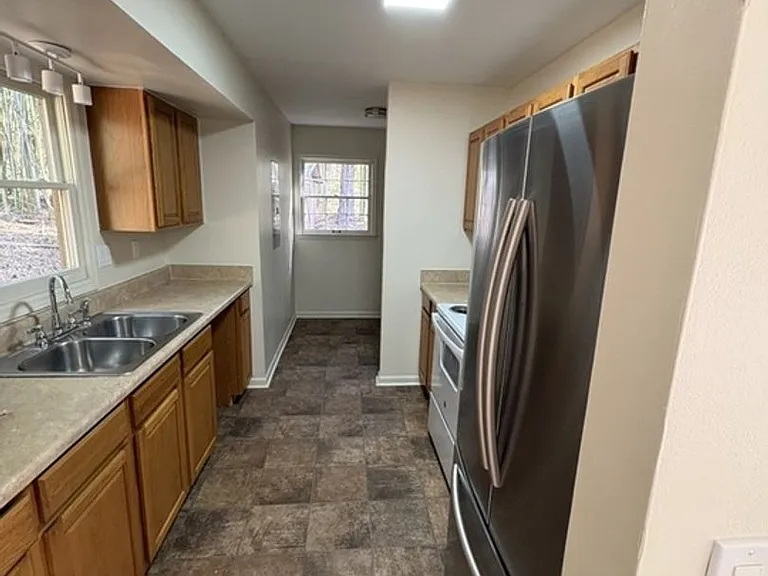 11 Brookfield Dr — Photo 11