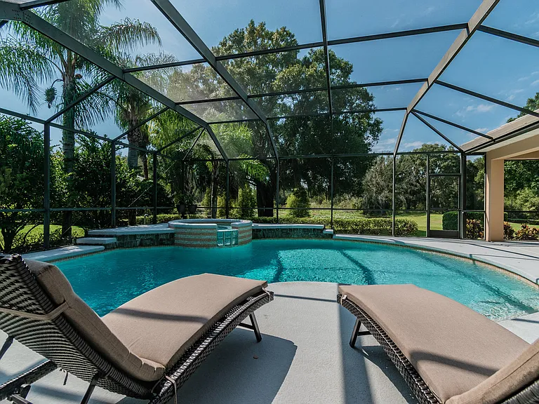 1107 Oxbridge Dr — Photo 68