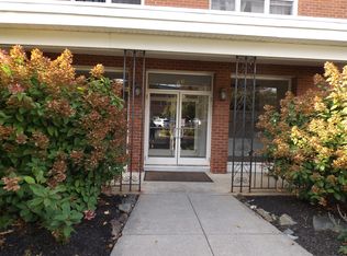 181 Melba St APT 320, Milford, CT 06460