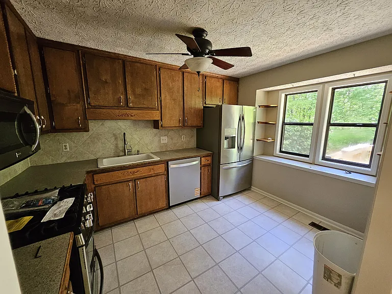 3471 Deerfield Ln NW — Photo 5