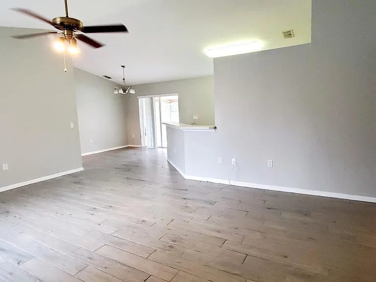 1440 Tune Ave — Photo 6