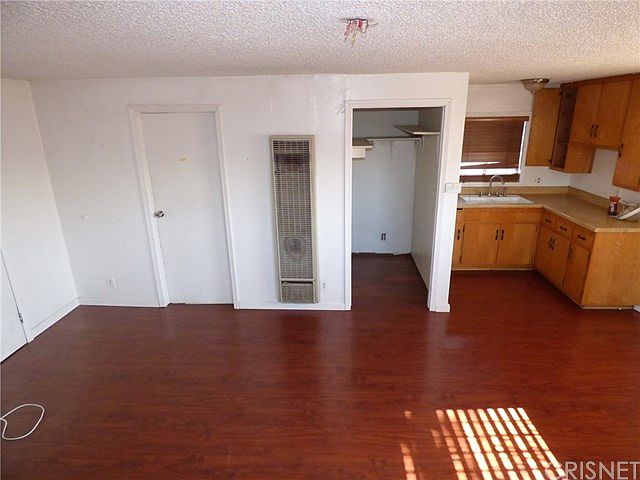 1st image of 410 E 122nd St