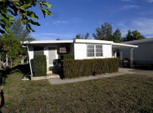 537 Monte Carlo Ln, Naples, FL 34112