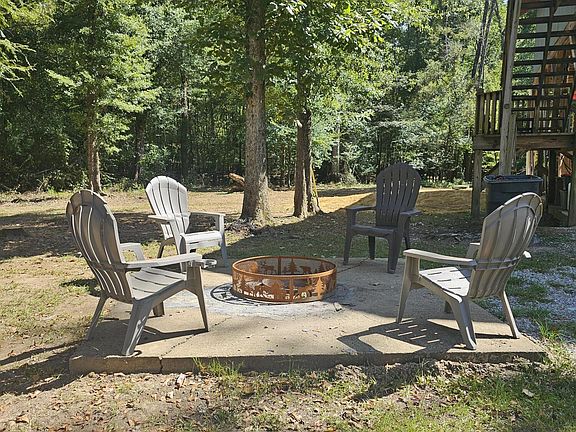 3rd image of 2144 E Wilkerson Ferry Rd #A