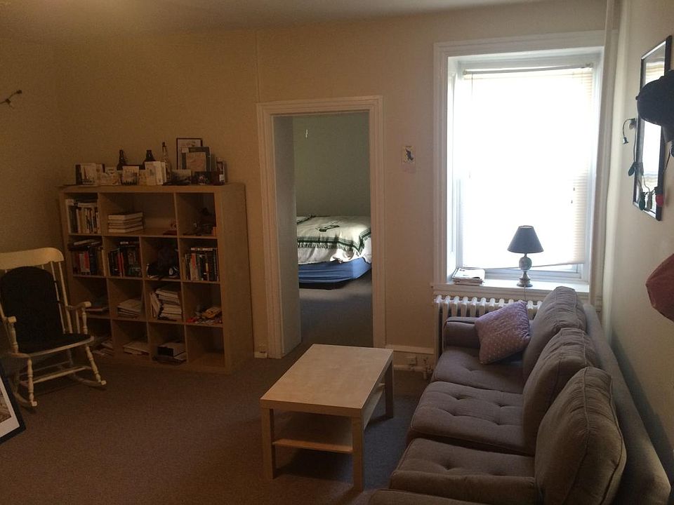 2nd image of 4652 Mansion St #1