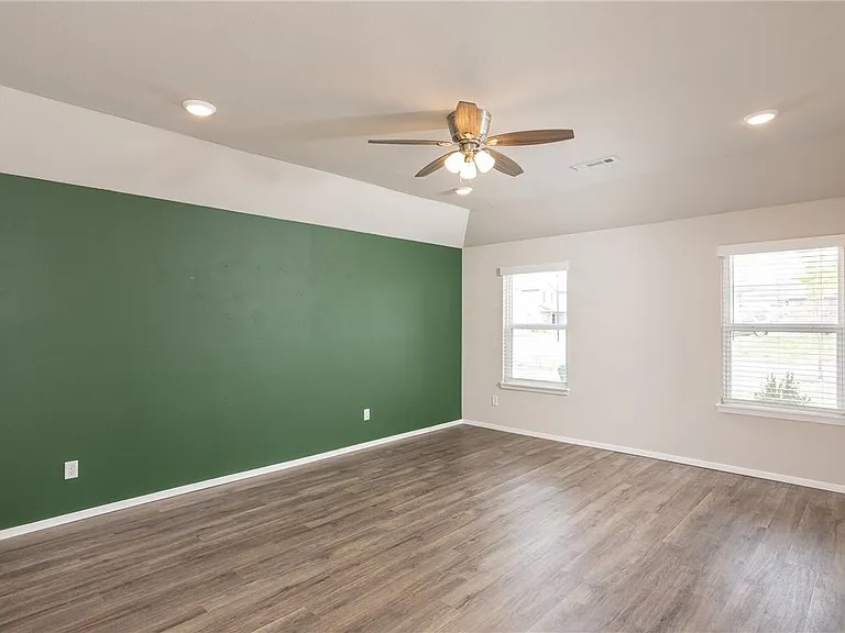 899 E Sparrow Cir — Photo 8