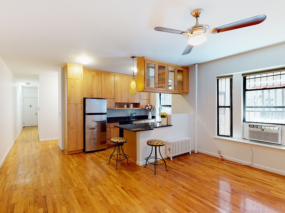1st image of 436 Sterling Pl