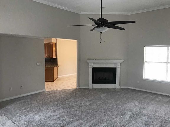 3rd image of 2017 Parkview Dr