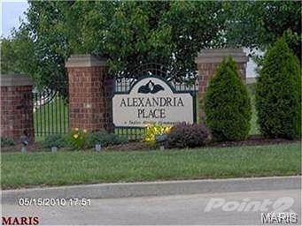 1st image of 31 Robinson Circle Dr
