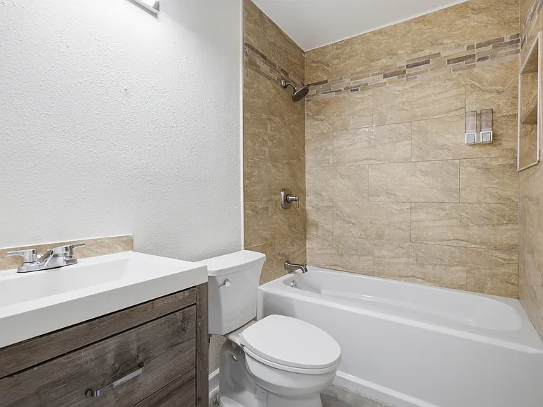 3728 Flintwood Trl — Photo 12