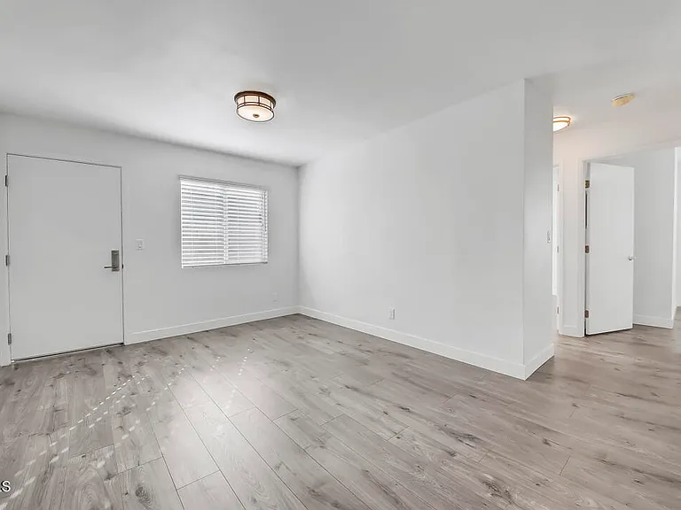 3116 Casitas Ave #3 — Photo 11