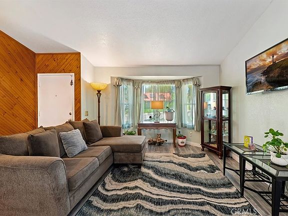 4th image of 24321 Rimview Rd