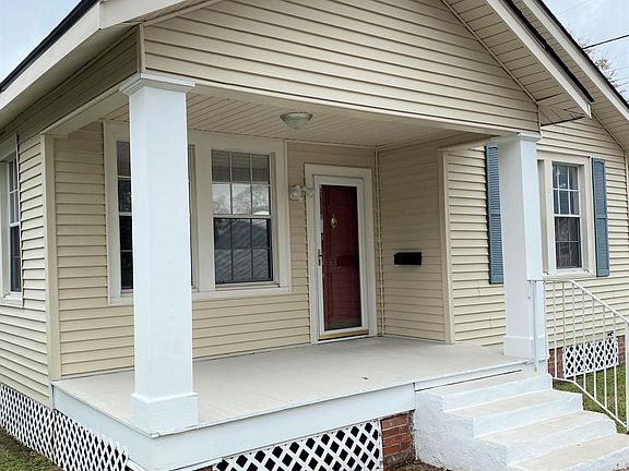 2nd image of 523 Julia St