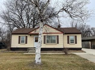 6745 Middlebelt Rd, Romulus, MI 48174