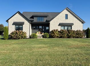 164 Black Oak Ln, Smithville, TN 37166