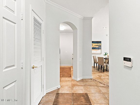 5th image of 7990 BAYMEADOWS Road E #201