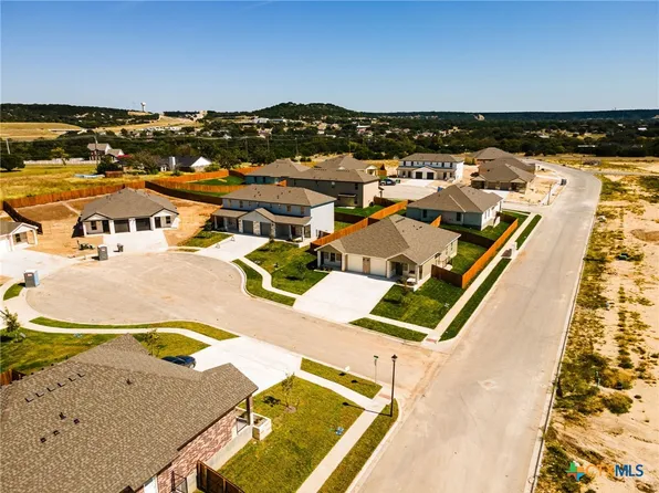 102 Levi Ct, Copperas Cove, TX 76522